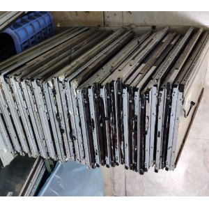 1920×1080 RGB 330cd/m2 Industrial TFT Display 21.5" LM215WF3-SLA1 FHD 102PPI