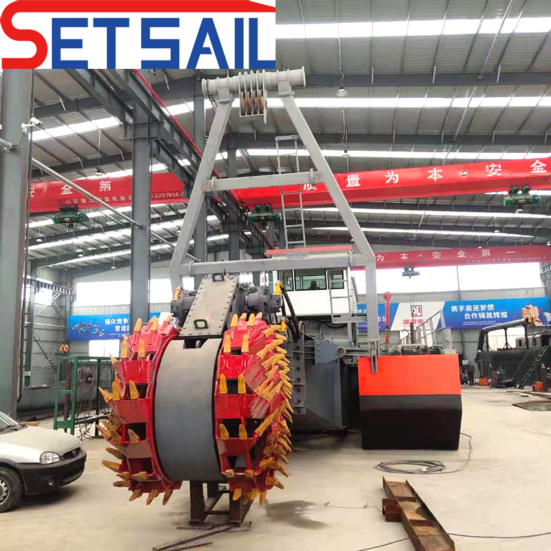 Diesel Engine Wheel Bucket Sand Dredger with Underwater Pump
