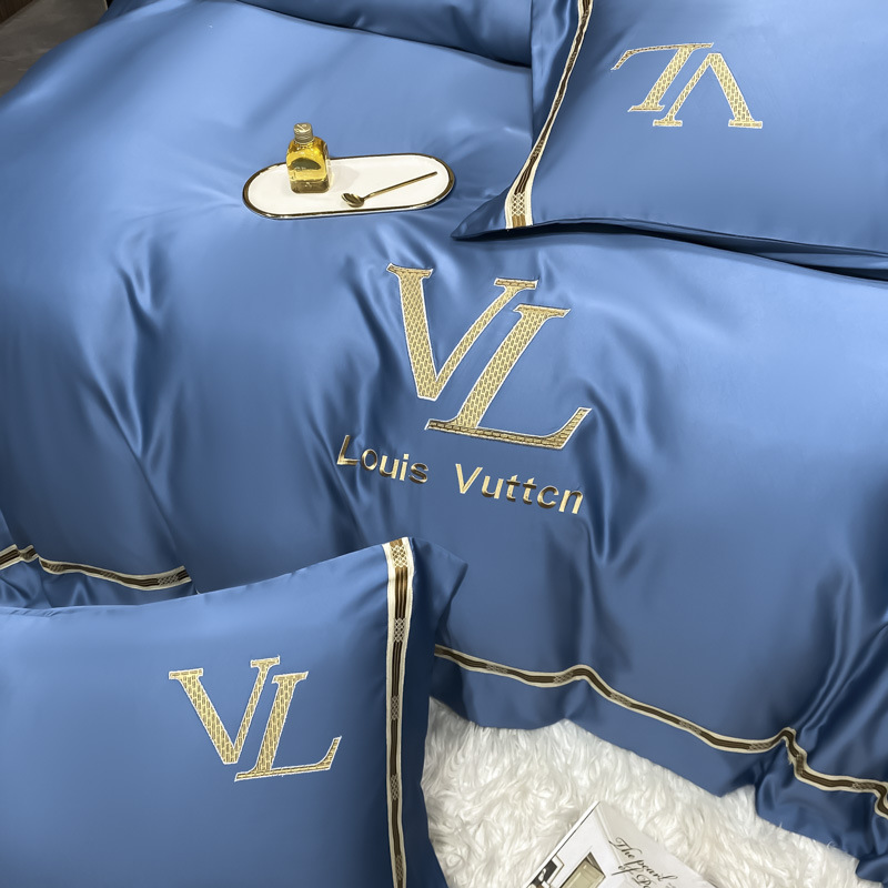 Luxury Embroidery Washed Cotton Silk 4 Pcs King Size Bedding Set for Elegant Home Decor