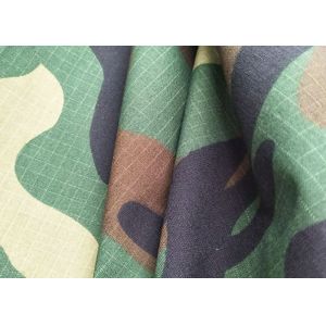  Polyester Cotton High Strength Army Digital Camo Fabric Wrinkle Resistance Manufactures