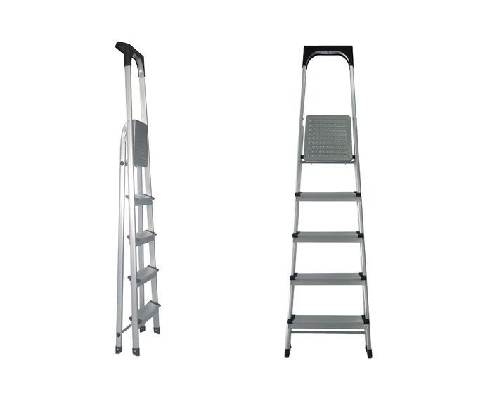 Outdoor Foldable Aluminum Ladder Safety Use 5 Steps For Changing Light Bulbs