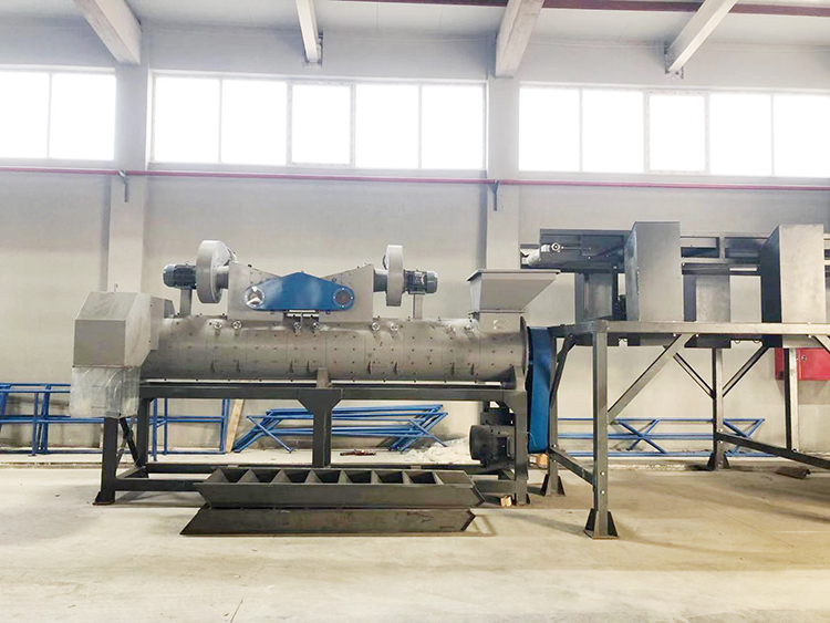 PP HDPE PET Bottle Label Remover Machine 5000KG/H Washing Line
