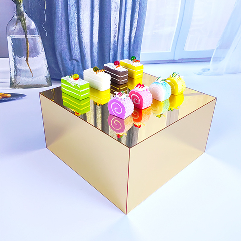 Elegant Acrylic Plinth Stand For Cake Presentation Acrylic Mirror Top Plinths