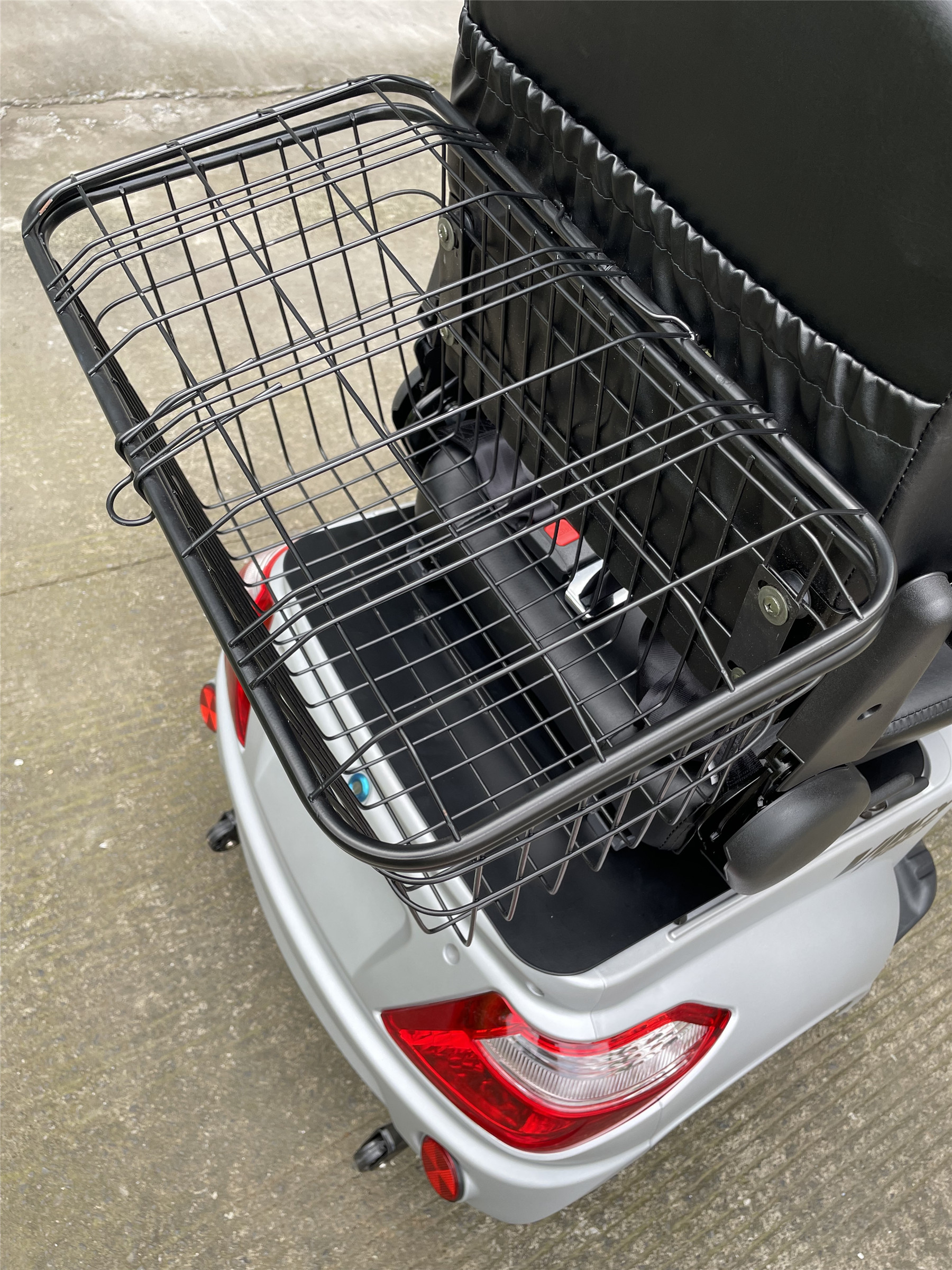 48V 500W 3 Wheel Electric Mobility Scooters With Seat TUV CE EMC Certificated