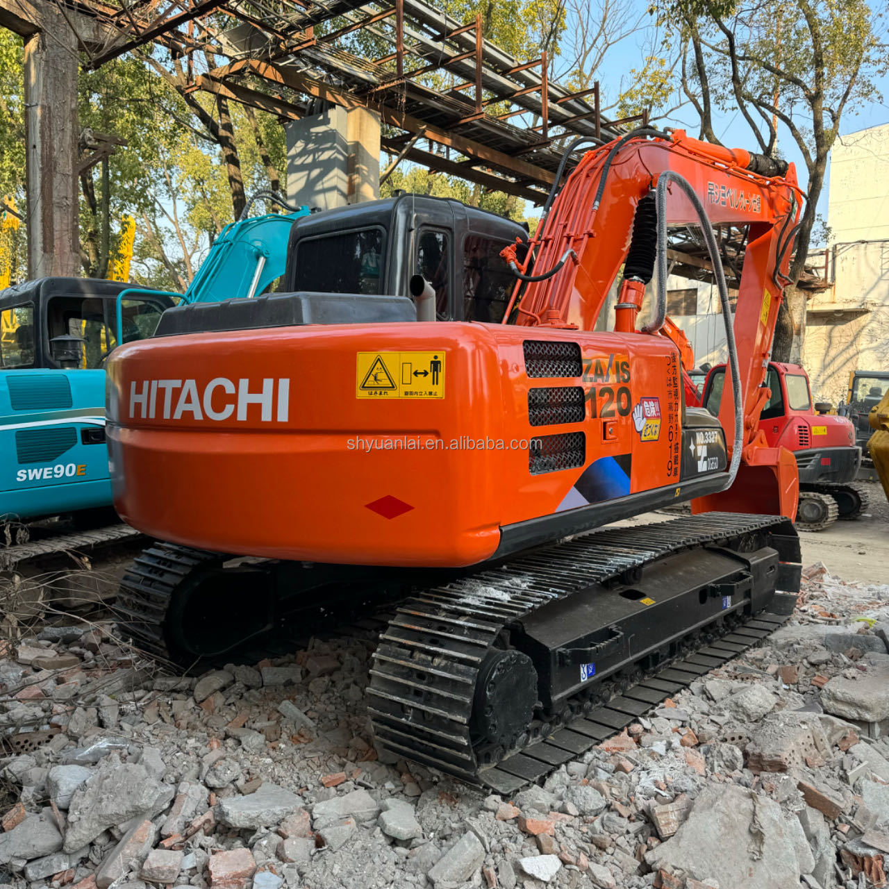 Affordable ORIGINAL Hitachi ZX120 Excavator Energy-Saving and Suitable for Crushing