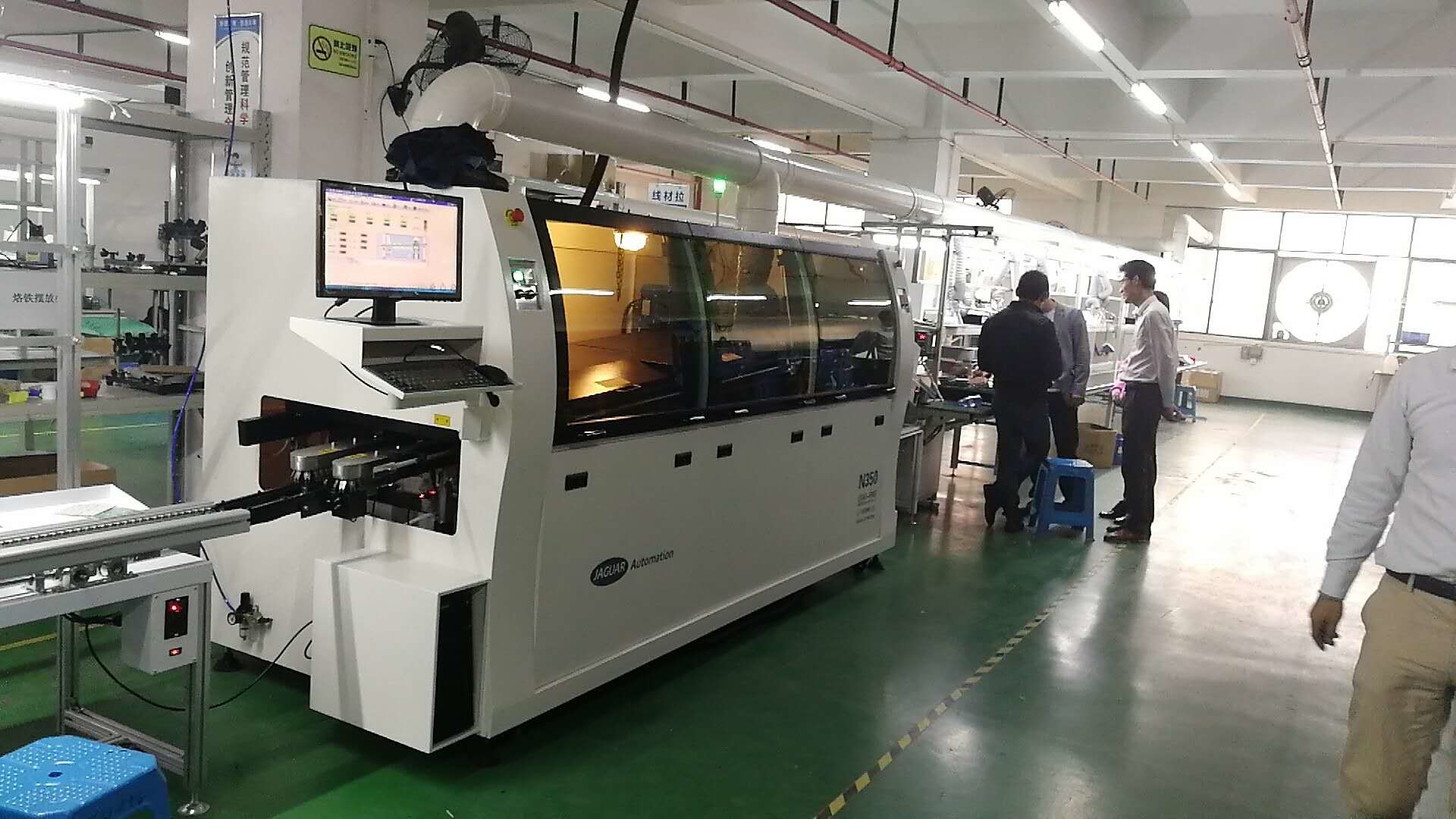 Jaguar 3 Preheating Zones Electric Lead free Wave Soldering Machine for Led Production line