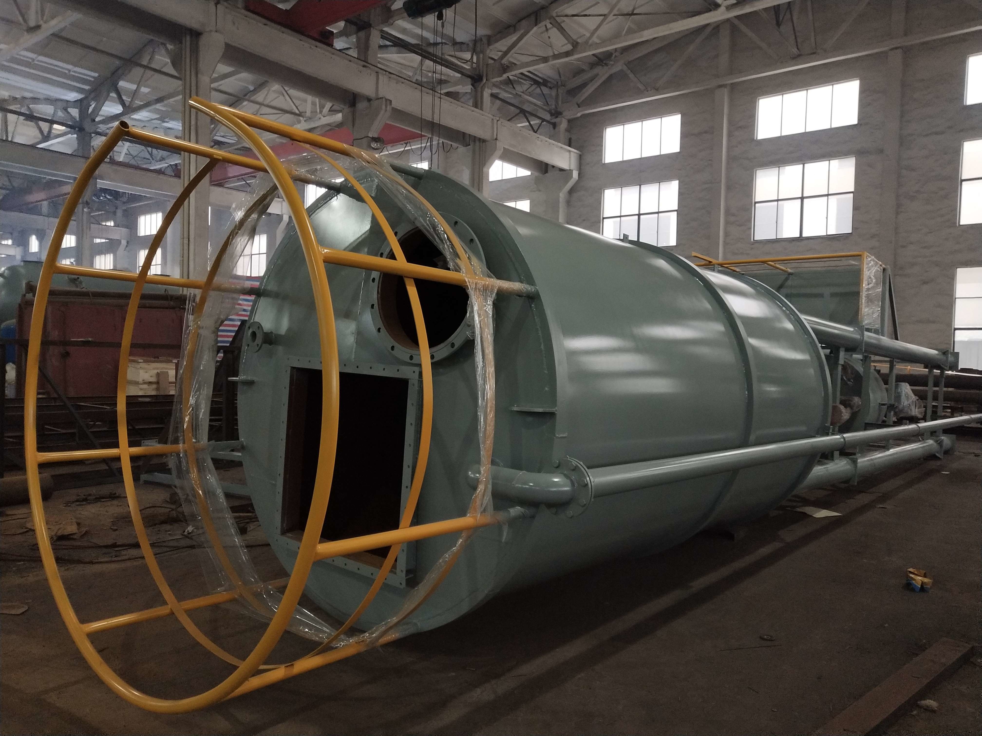 8.5m Plastic Pellet Storage Silos , 4T Silo Storage Tank