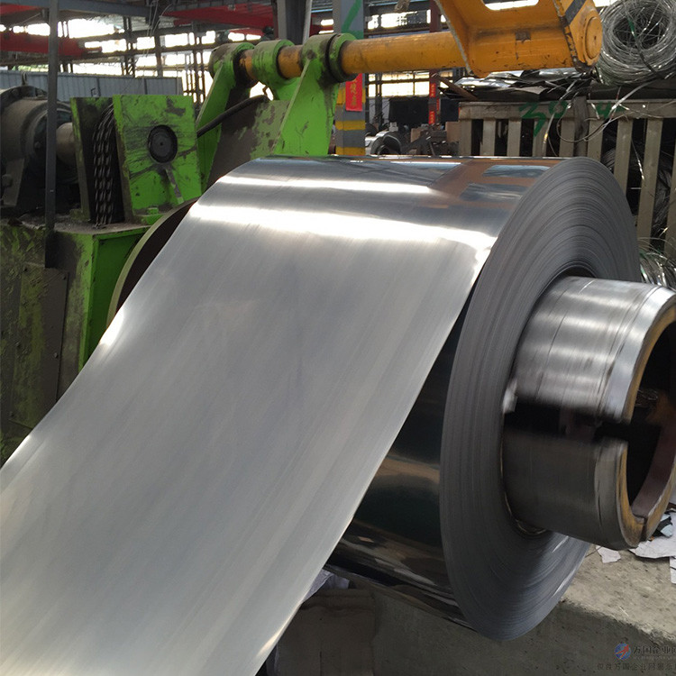 1000 - 2000mm Stainless Steel Coil 304L 304 Standard Package 8K Surface