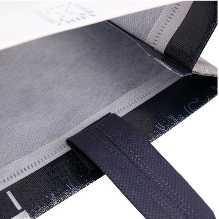 Metallic Laminated Bags Cooler Bags Zipper Bags Wine Bottle Bags Drawstring Bags Shoulder Bags/Postman bag Garmemt Bags