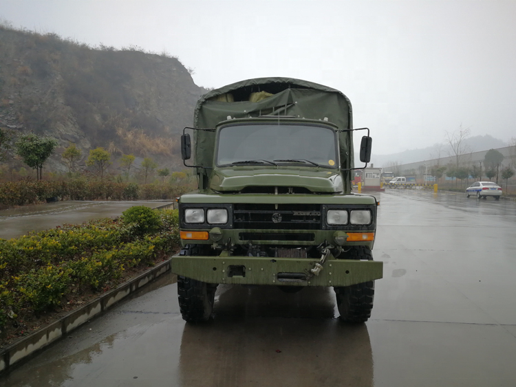 Advanced ESC System in Dongfeng All Wheel Drive 4x4 6x6 Troop Truck for Delivery