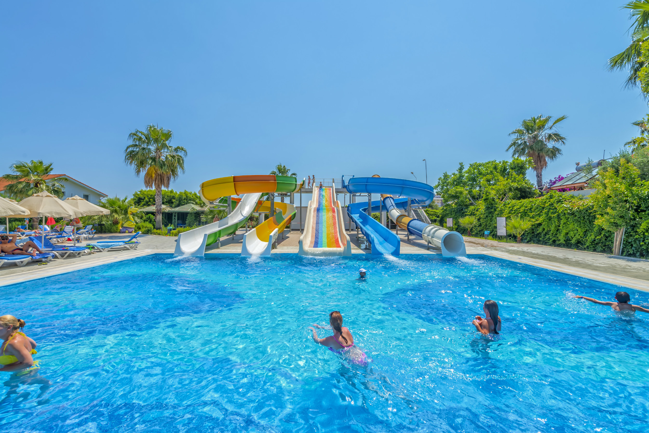 ODM Outdoor Water Park Entertainment Sports Swimming Pool Fiberglass Slide For Kids