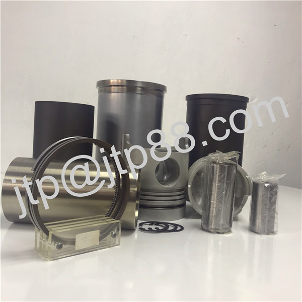 Tuerbo Fuso 8CYL Mitsubishi 8DC92 Diesel Engine Piston ME065579 ME091048 135.0mm