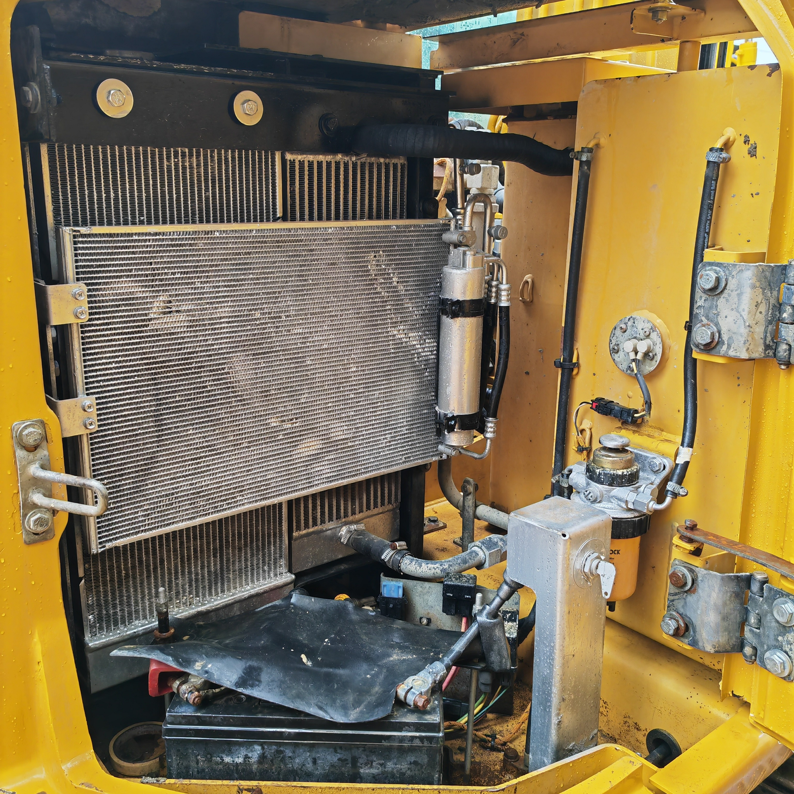 High Quality And Low Price CAT307E2 /used excavator CAT 307E FOR SALE