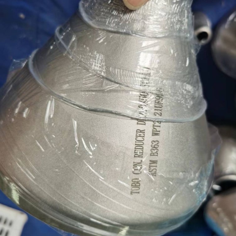 TOBO DN200 X 50 SCH10S Titanium Alloy Pipe Fittings Reducer ASTM B363 WPT2 Concentric Reducer