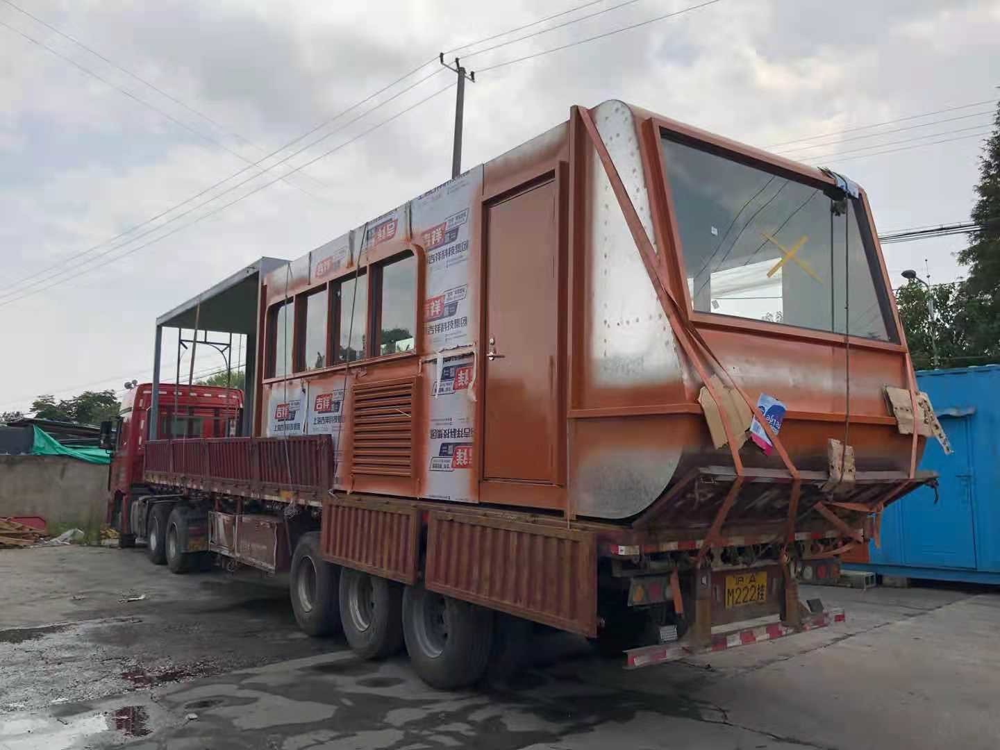 Mobile 20FT Expandable Shipping Container Shop