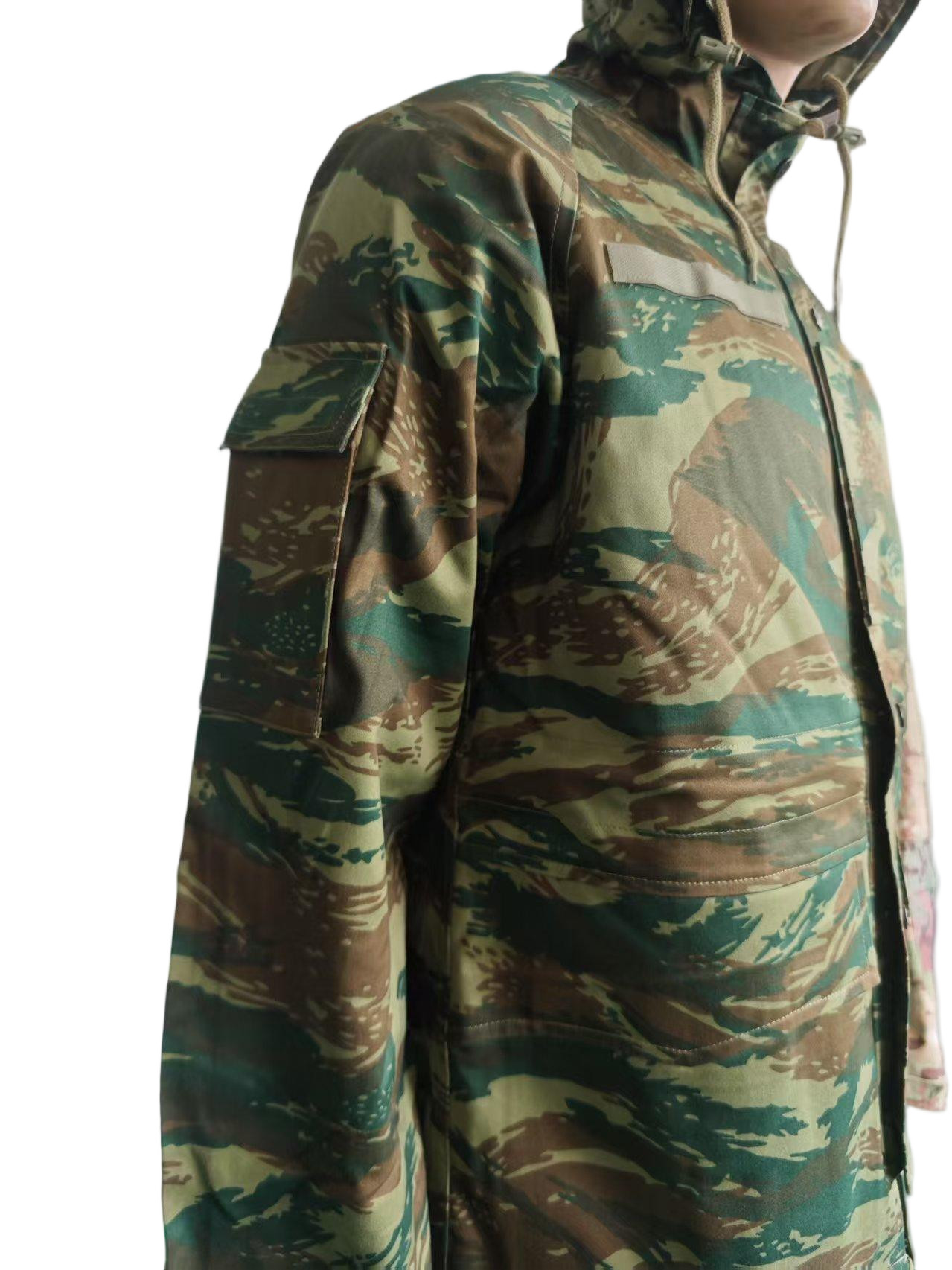 Hooded Camouflage Training Top with Versatile Functions Zipper Metal Button