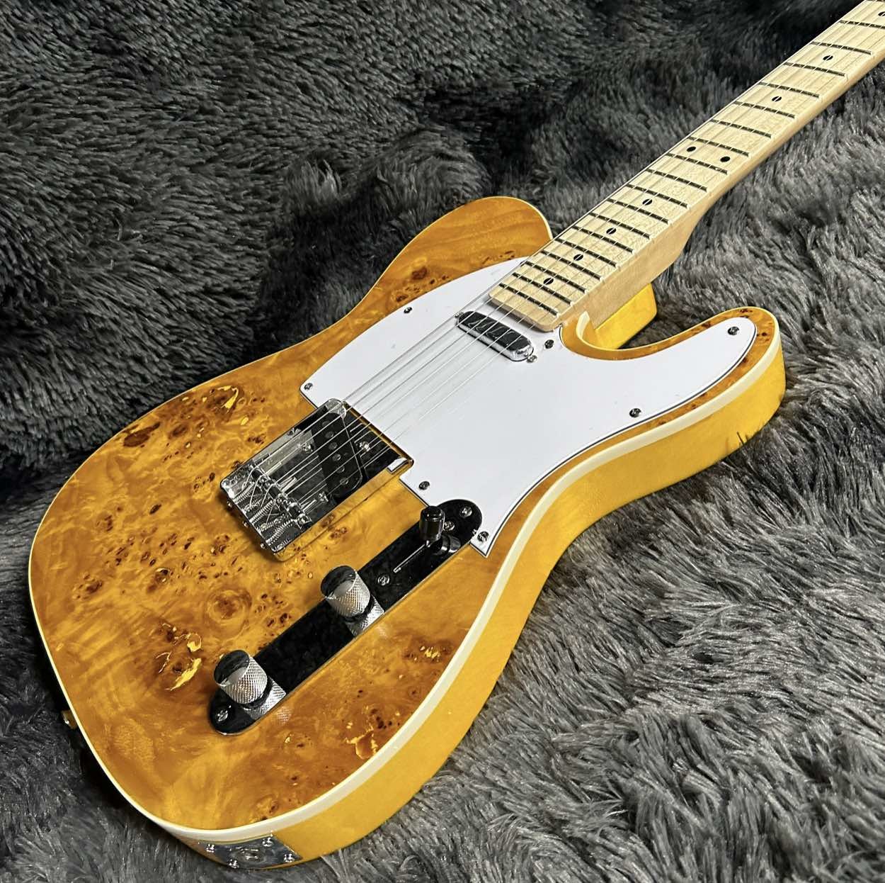 Tele Electric Guitar, Burl Maple Top, Yellow Color, Mahogany Body, Maple Fingerboard, Single Binding