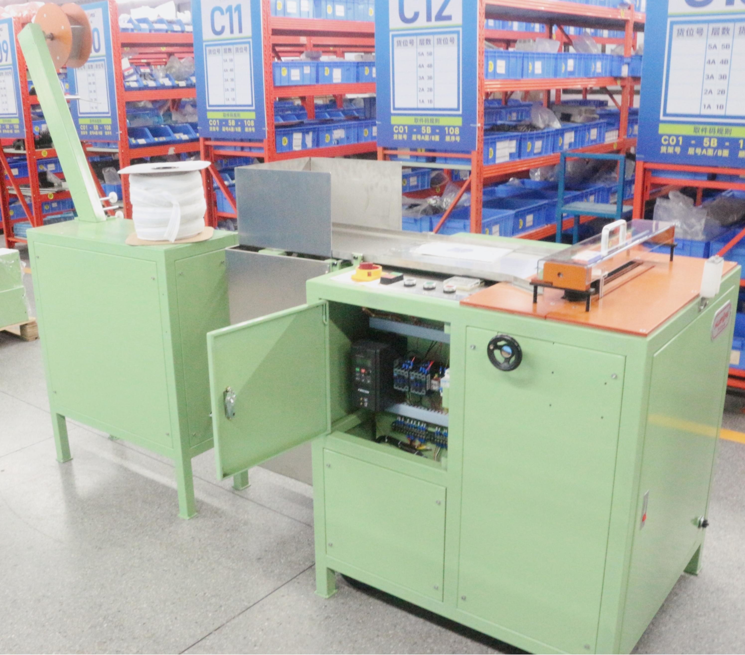  Automated Textile Industry Machine Ribbon Tape Winding Machine Easy Maintenance Manufactures