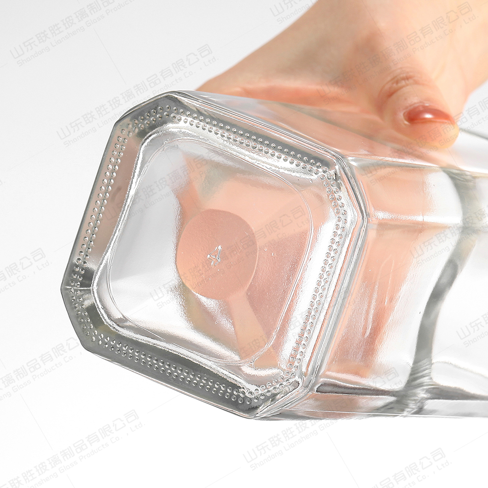 Custom Size Accepted 275ml 350ml 500m Glass Vodka Gin Bottle with Cap Unique Shaped
