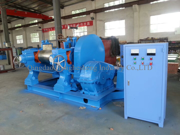 XK250 Silicone Rubber Mixing Machine 18.5KW Dia 250mm Hollow Smooth Two Roll Mill