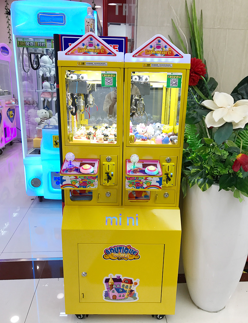 Indoor Metal Mini Claw Machine Coin-Operated Arcade Toy 3 Years+ Amusement Game Game Centers Featuring Teddy Bears