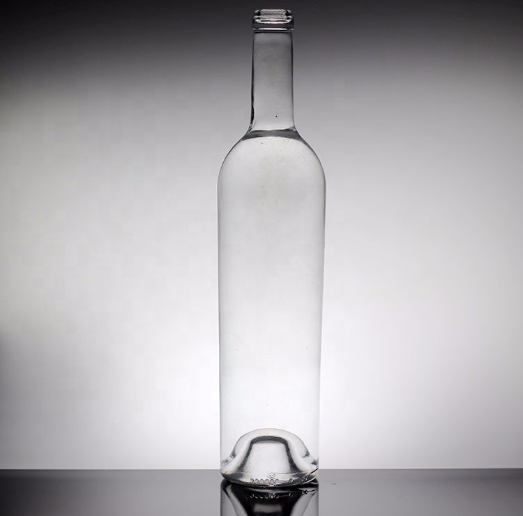 Clear or Customized Bottle Color Personalized Vodka Glass Bottle for Bulk Orders