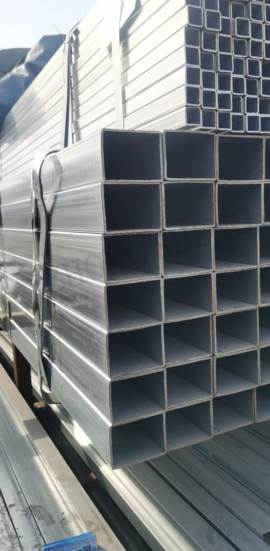 Hot Rolled Cold Rolled Q345 ERW GI Pipe Galvanized Iron Steel Pipe and Mild Carbon Steel Pipe Galva Steel Tubes