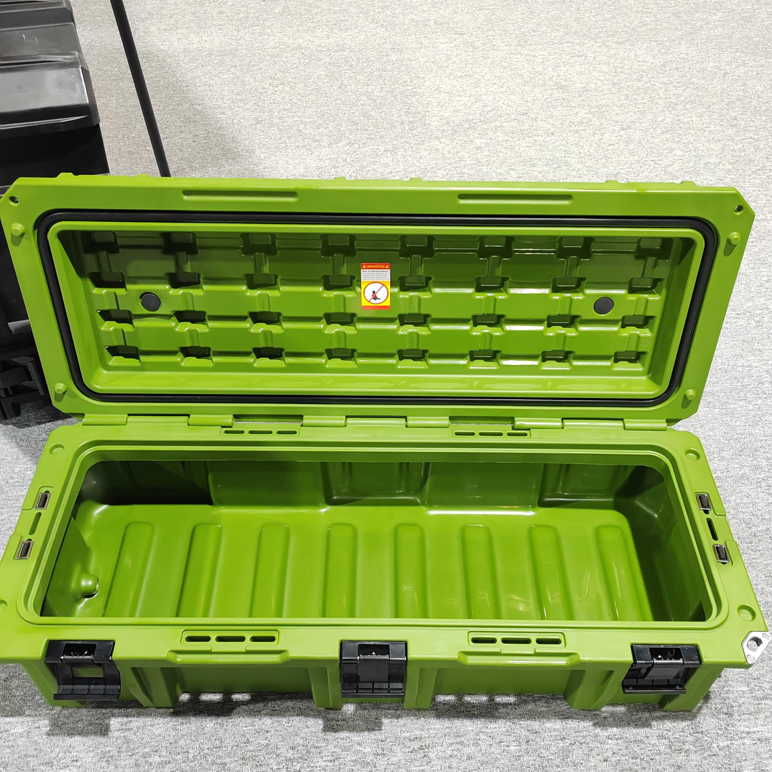 Green Rooftop Cargo Carrier Luggage Roof Rack Box OEM ODM