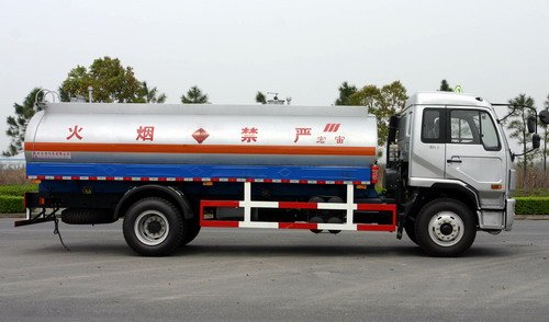 10000L 4x2 SHENYE Chemical Liquid Tank Truck Transport Aether CA6DF3-18E3/132