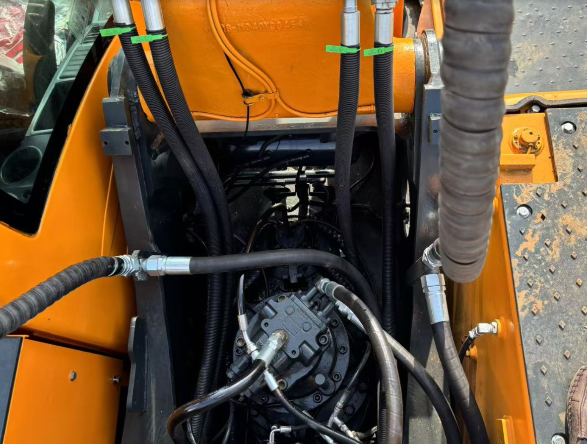 Original Brand Used Hyundai 305 Hydraulic Excavator 30 Ton Heavy Equipment Machine