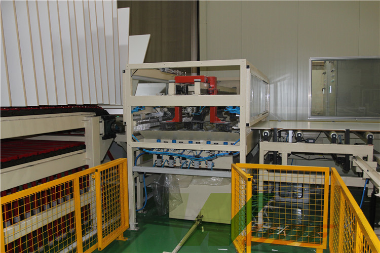 Single Layer Short Cycle Lamination Line Hot Press For Floor Production CE Approved