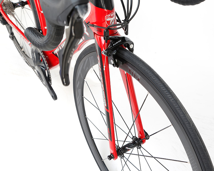 White 22 Speed Carbon Fiber Road Bike , Road Racing Bicycle Complete Groupset
