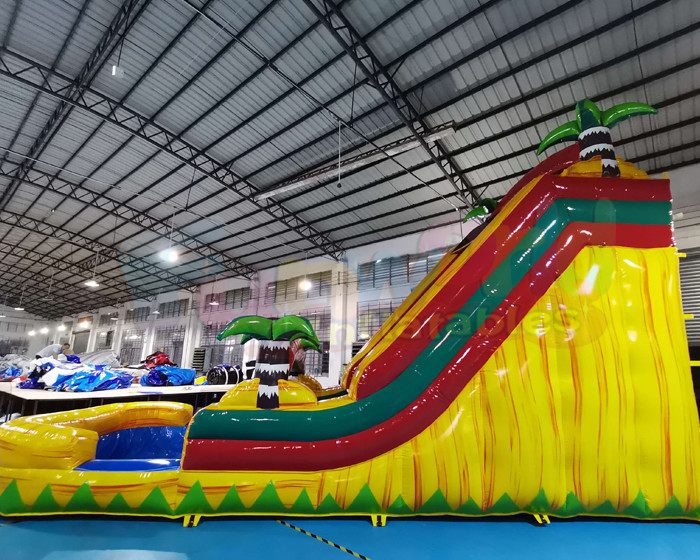 ODM Jumping Bounce House Inflatable Water Slide With Pool