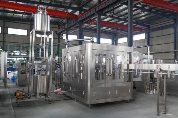 Low Noise Tea / Juice Filling Machine , Reliable Automatic Pet Bottle Filling