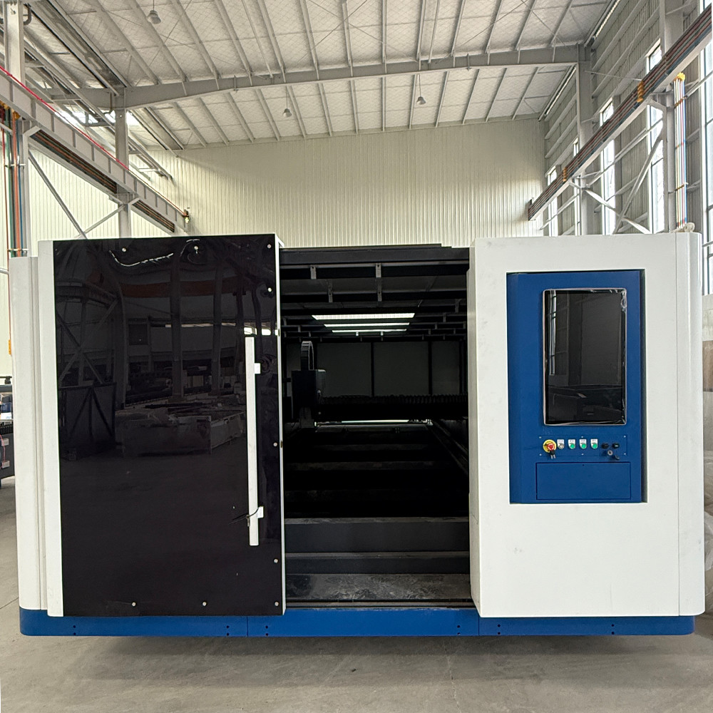 BOCHU Software Exchange Table Laser Cutting Machine With Repositioning Accuracy ±0.02mm And Cutting Speed 0-40m/min