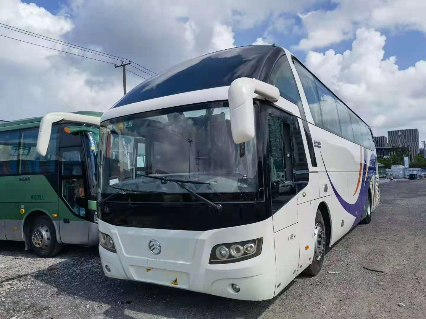 Used Golden Dragon Bus XML6125 Used Tour Bus 55seats Yuchai Rear Engine 127kw Euro IV Double Doors