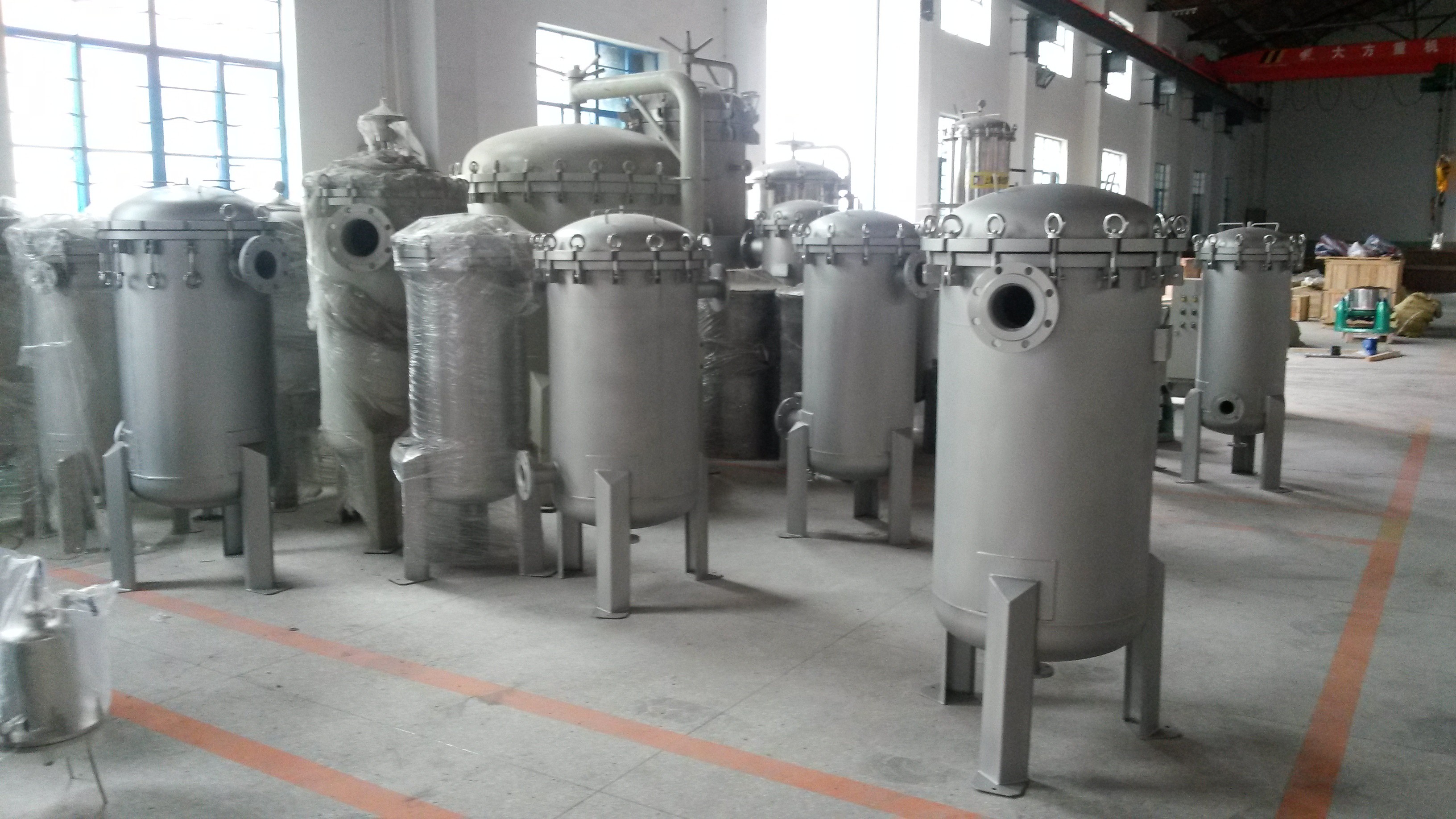 Easy Operation High Efficiency Liquid Filter Bag Multi Bag Filter Housing