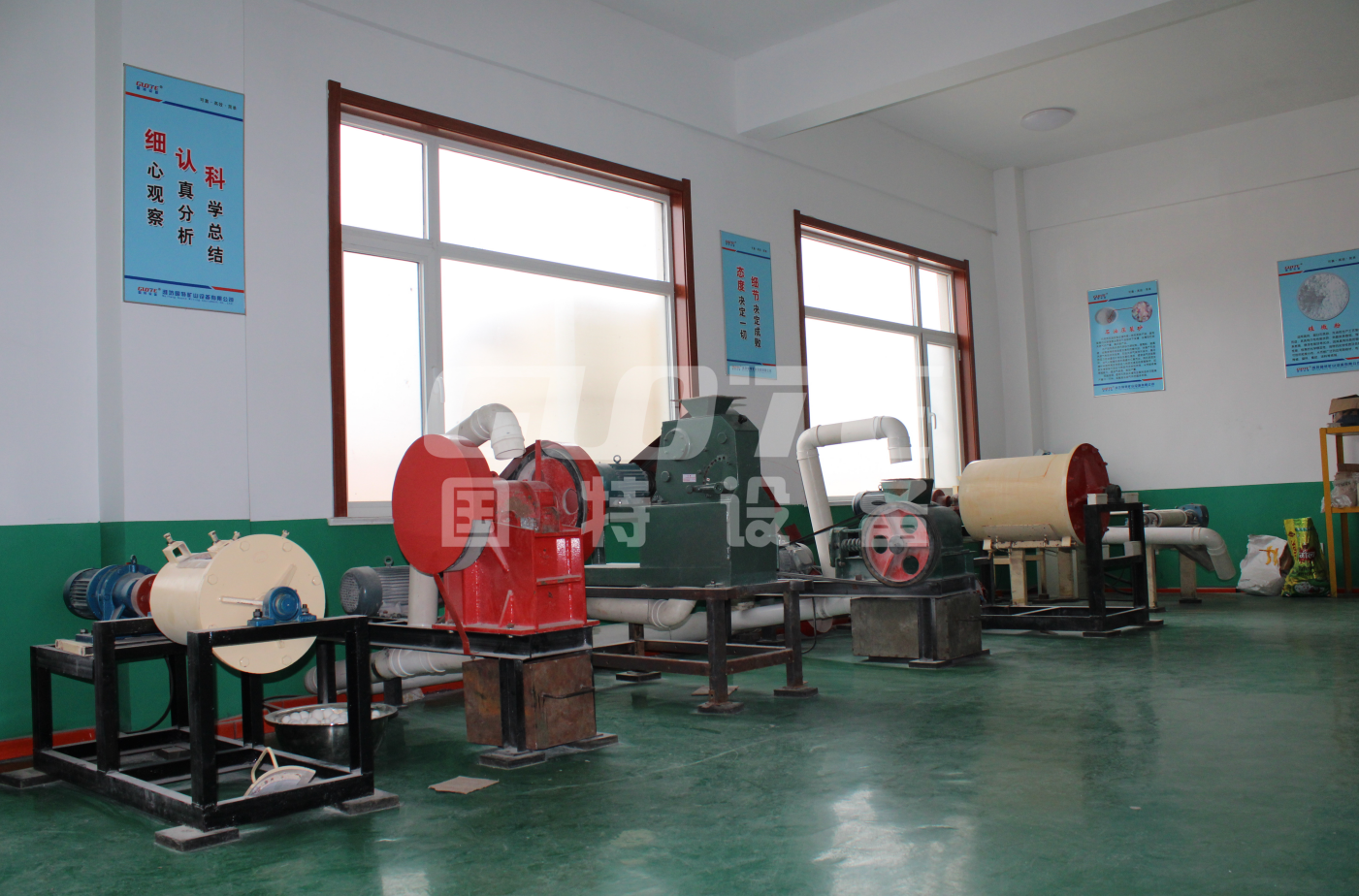 98% Capacity Quartz Sand Powder Machine Ball Grinding Mill 5-12m Length for Products