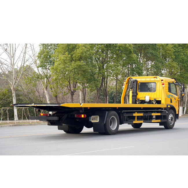 Hot Sales 4x2 FAW Lightweight 8 Tons Large Wreckter Truck Body Towing Trucks Wrecker Truck on Stock