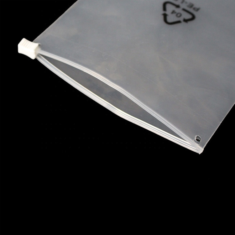0.025- 0.14mm Biodegradable Packaging Bag CPE EVA Frosted Zipper For Cloth