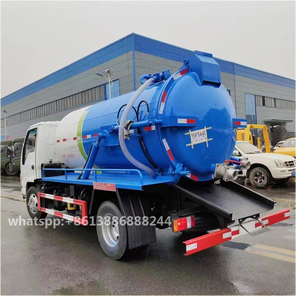 I SUZU 4000-5000 Liters Vacuum Truck Sewage Suction Septic Pump Truck