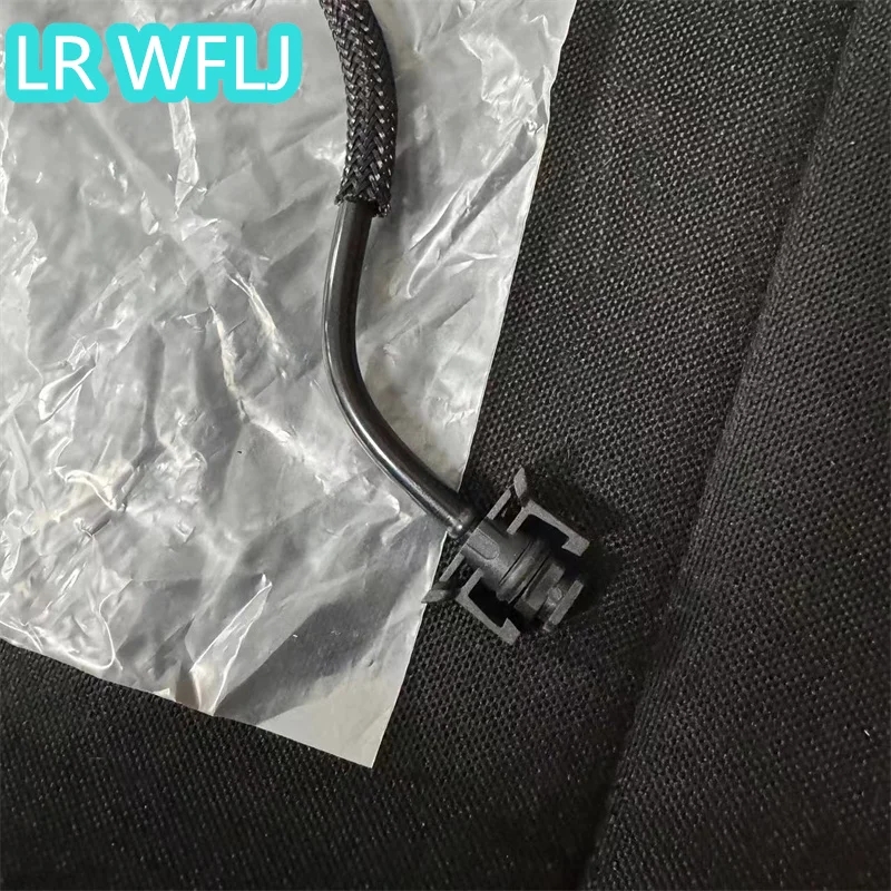 Land Rover Car Fitment UPPER WATER PIPE TO EXPANSION TANK LR024251 for Range Rover Evoque