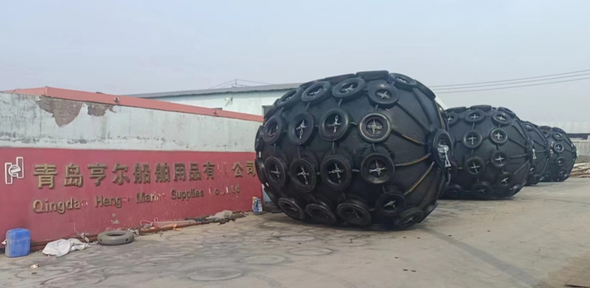 Submarine Inflatable Rubber Fender Collision Proof Dock Hull Protection
