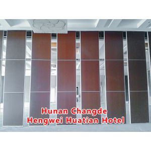 Single Glazed Foldable Office Glass Partition Wall with 108mm Thickness and 30