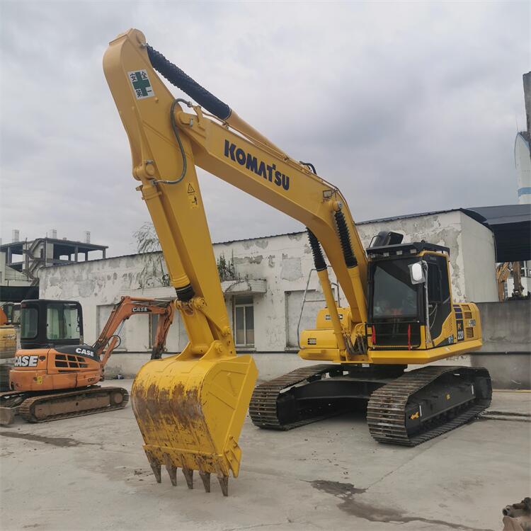 22000 KG Machine Weight Original Japan Used Komatsu PC220-8 Excavator with Less Hours