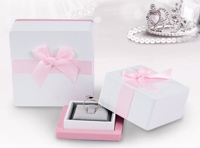 Free sample Luxury velvet drawer packaging perfume custom paper box with logo stamping golden,headband packaging box for