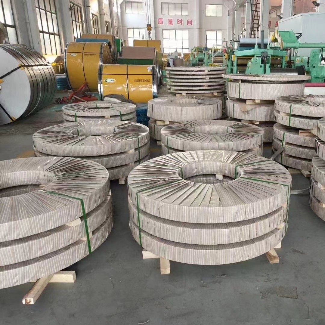 AISI430 BA Stainless Steel Strips Thickness 0.3 - 2.0mm Bright Annealing Stainless Steel Roll