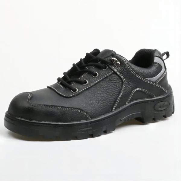 Low Cut Non Slip Industrial Safety Shoes Anti Smash Safety Shoes For Electrical