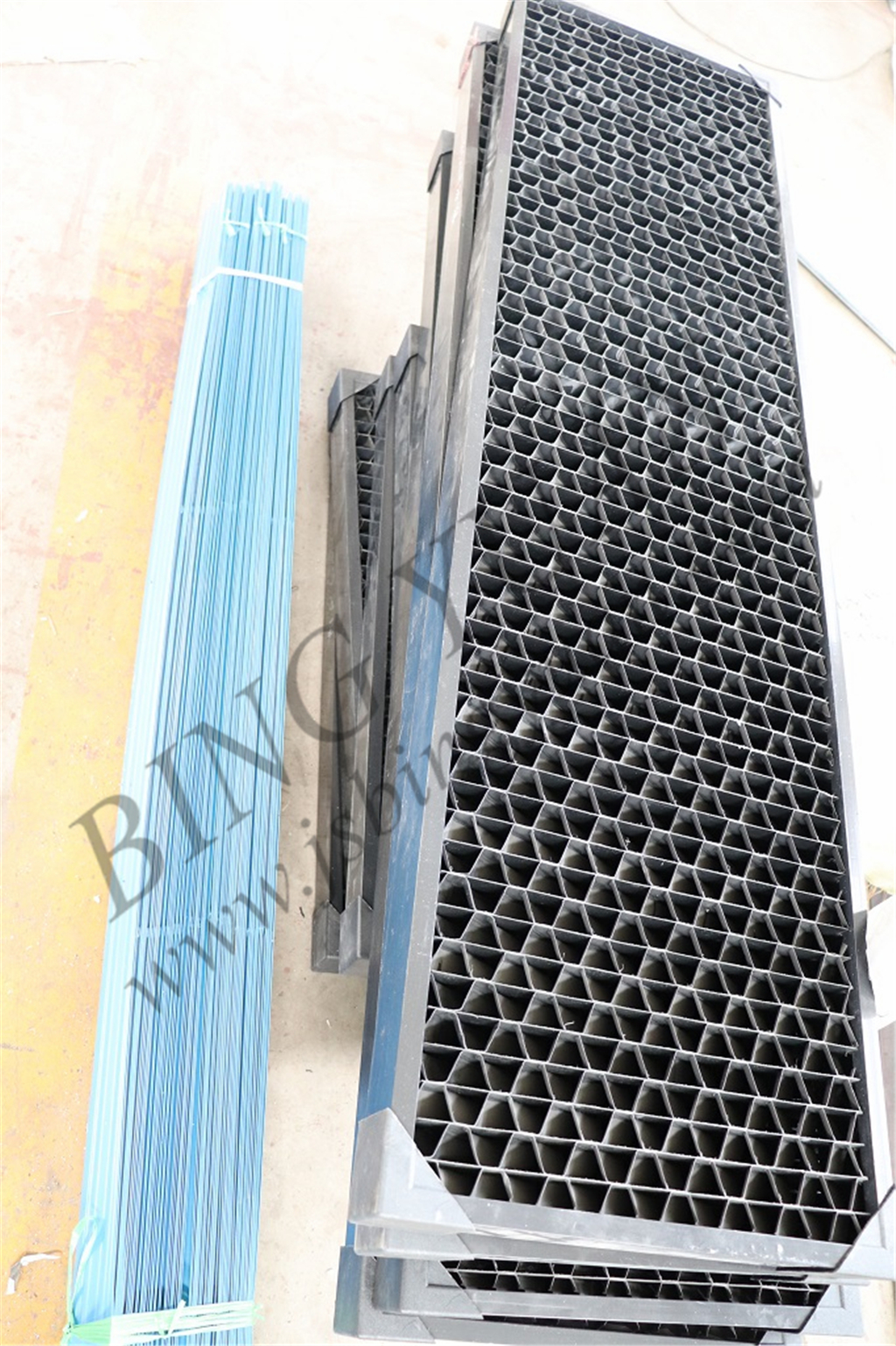 380 Volt 5.5KW R22 Evaporative Condenser Cooling Tower