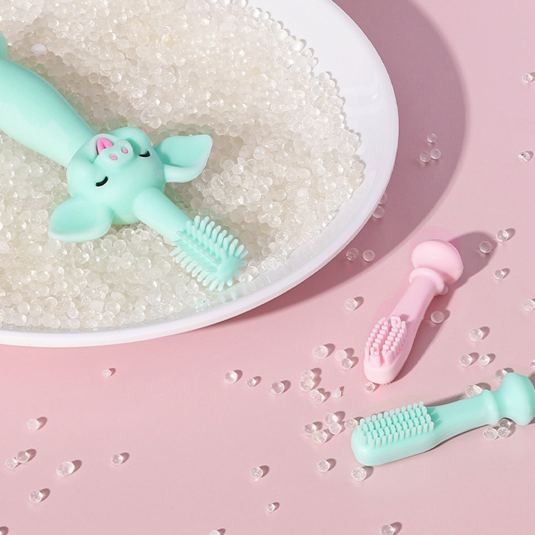 Silicone Baby Teether ，Food Grade Silicone Baby Toothbrush Infant Training Custom Cartoon Pig